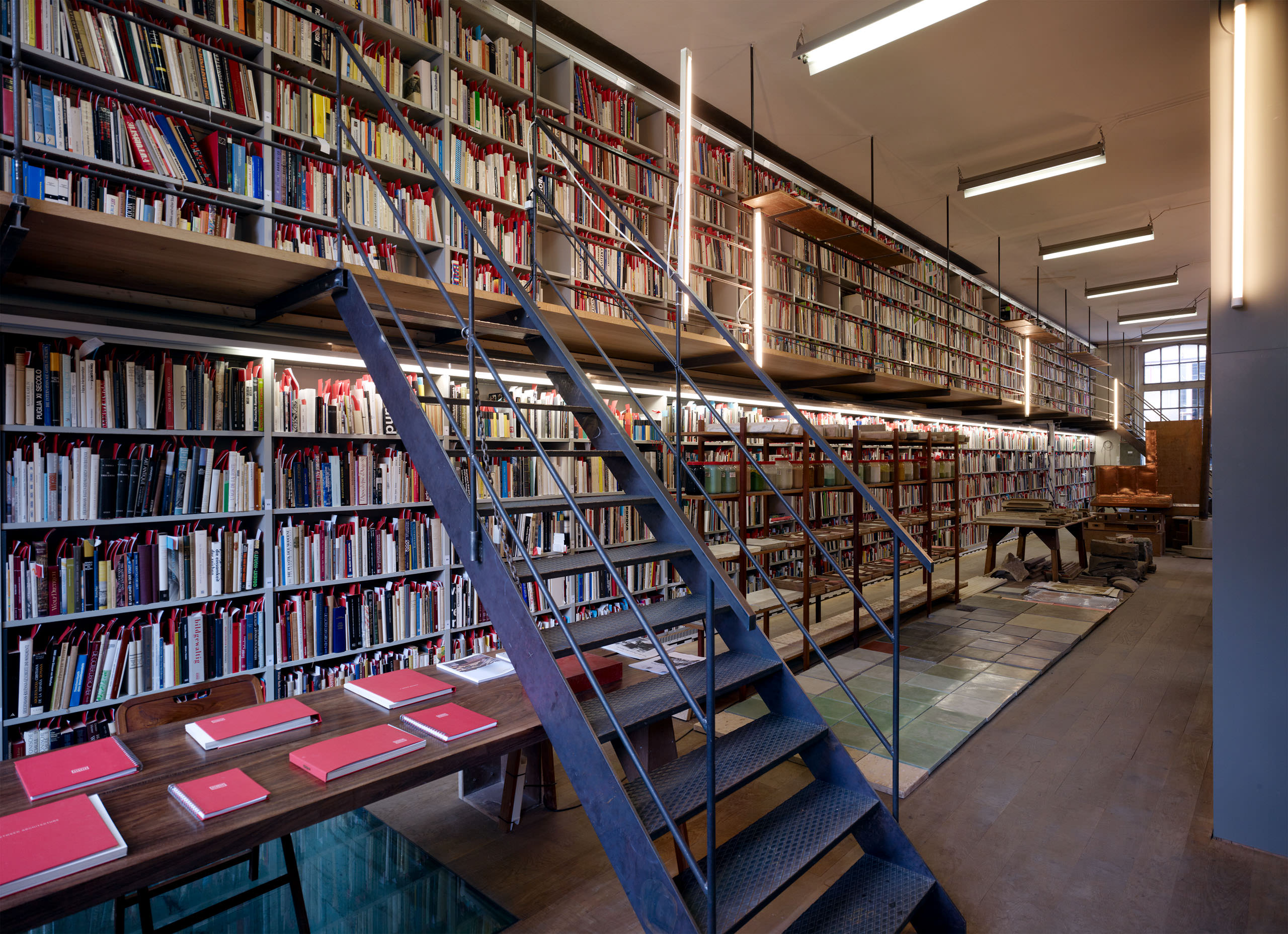 E11344 028925p j2560